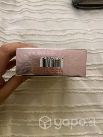 Perfume Estée Lauder magnolia 50 ml - Imagen 4