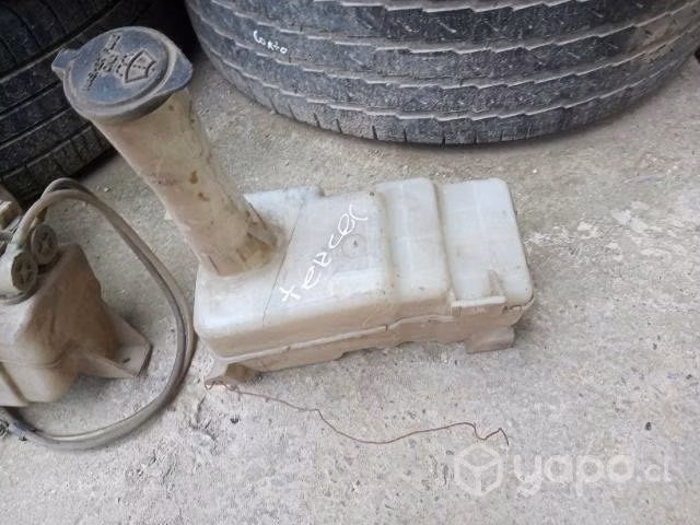 Toyota tercel deposito limpiaparabrisas