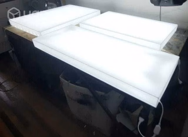 Letreros iluminados