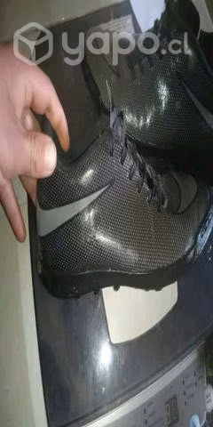 Zapatillas baybi fútbol seminueva