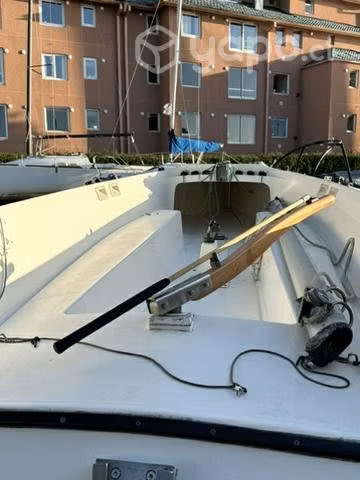 Velero Ideal 18