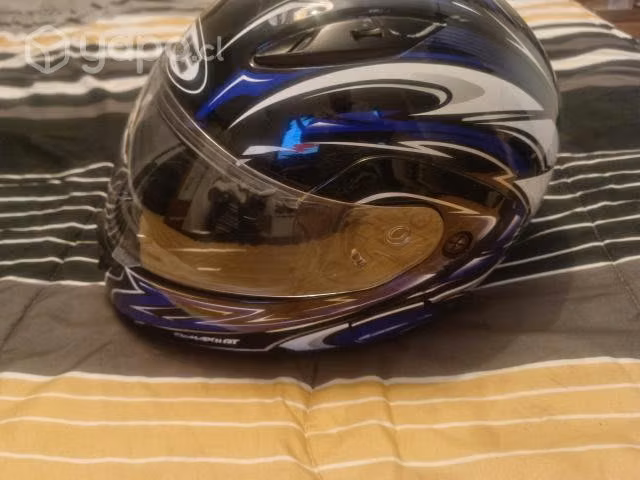 2 cascos en muy buenas condiciones