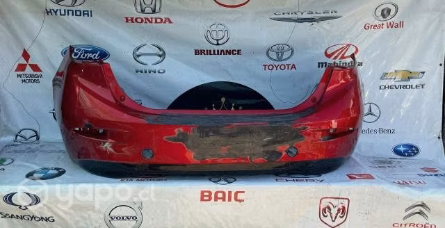 Parachoque Mazda Mazda 3 2014-17. Trasero Rojo