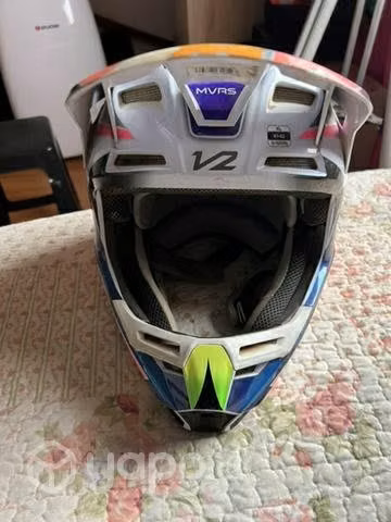 Casco Fox V2