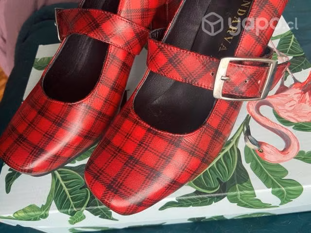 Zapatos gandarva de tacón - Imagen 2