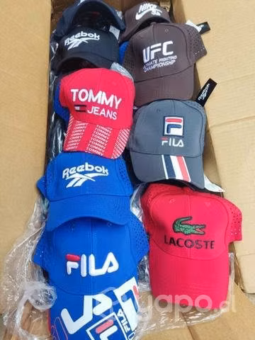 Buenas tardes tenemos gorros por docena y unidad