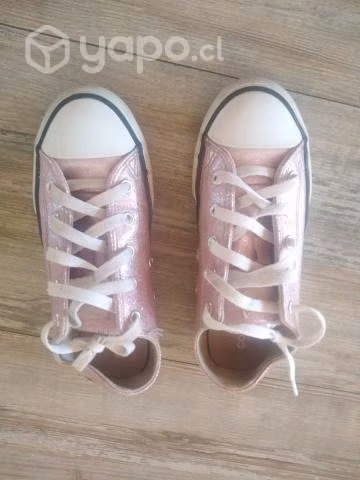 Zapatilla usada