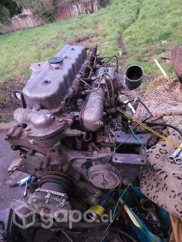Motor diesel 3.5 Nissan. Fd35. - Imagen 4