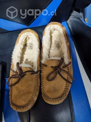 Mocasines ugg talla 39
