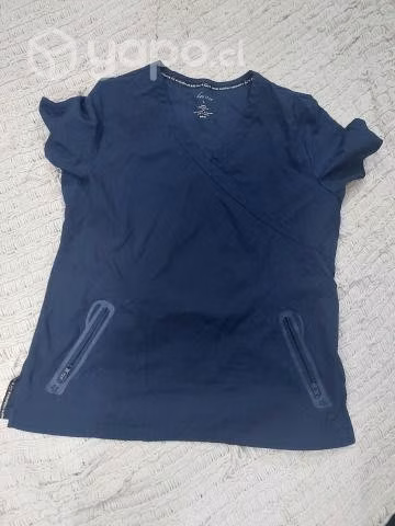Trajes clínicos marca Cherokee , koi