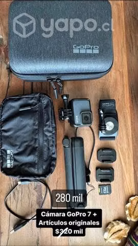 GoPro Hero 7 Silver + artículos originales