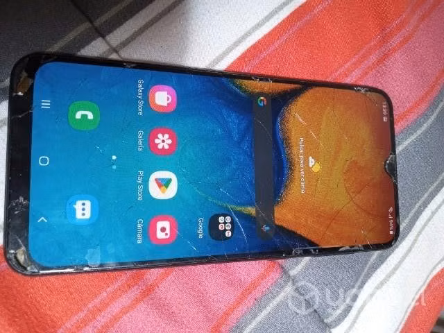 Celular Samsung a20 - Imagen 2