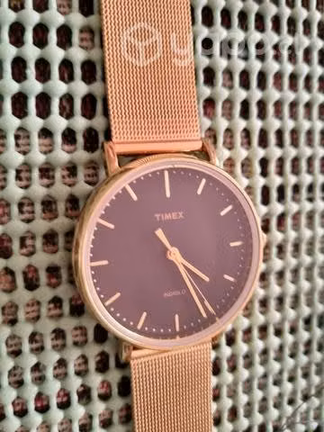 Hermoso reloj de marca