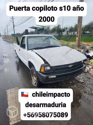 Puerta copiloto s10 año 2000 desarmaduría