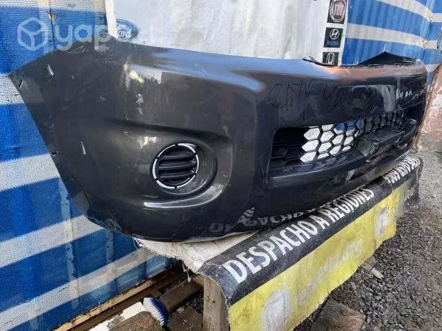 Parachoque delantero Toyota Hilux - Imagen 3