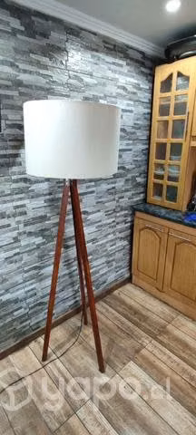 Lámpara de pie, nuey