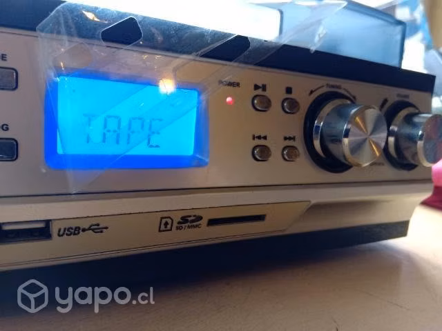 Tocadiscos cassettes USB radio parlantes tarj.SD