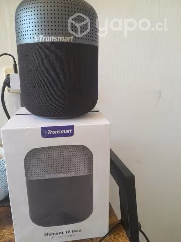 2 amplificadores Tronsmart T6 Max.