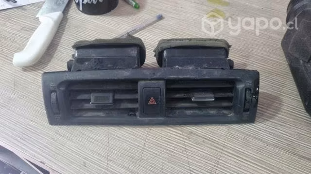 Boton de estacionamineto mahindra kuv 100