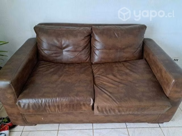 Sillón color caramelo de dos cuerpos