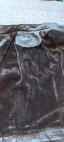 Chaqueta negra