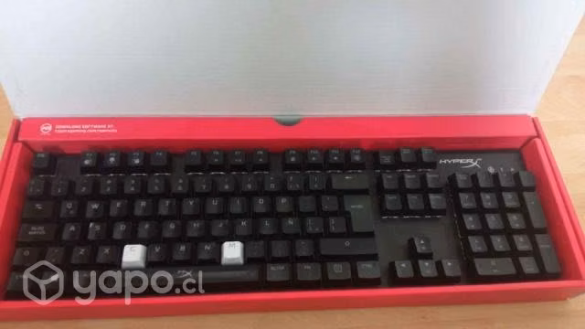 Teclado gamer HyperX Alloy FPS RGB