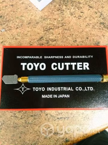 Cortador de vidrios TOYO tc 17JAPONES