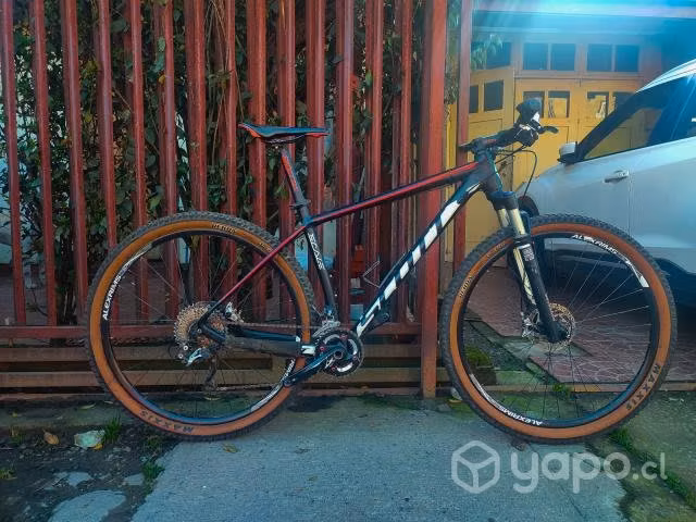 Bicicleta Scott Scale 980 29er