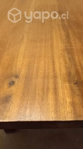 Mesa comedor de madera nativa (lingue)