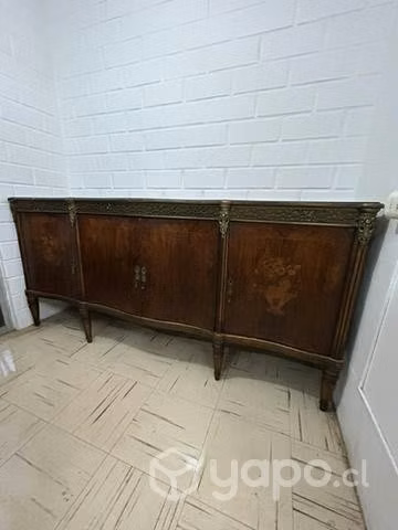 Mueble buffet antiguo