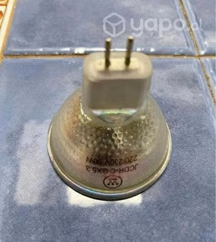 15 luces Dicroicas 220V 50W Luz Cálida