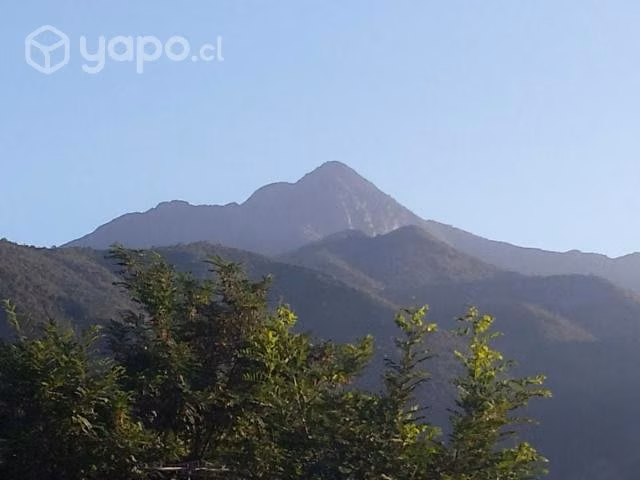 Gran y bella cabaña en olmue.