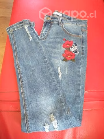Jeans pitillo nuevo