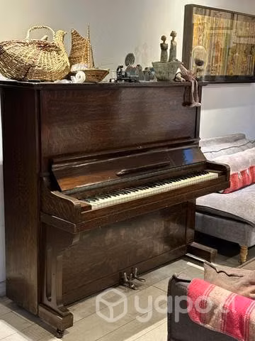 Piano acústico