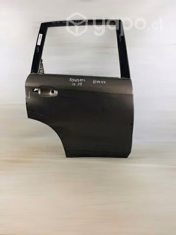 Puerta trasera rh Subaru Forester 2017-2019