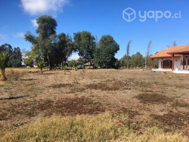 Se vende casa tipo colonial.camino a cato Chillán