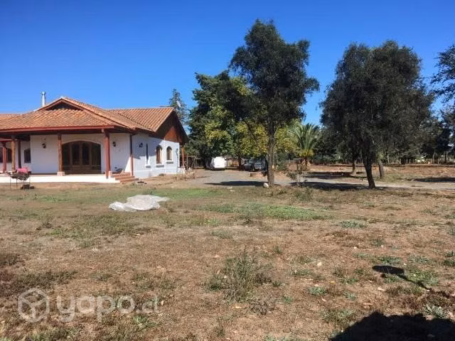 Se vende casa tipo colonial.camino a cato Chillán