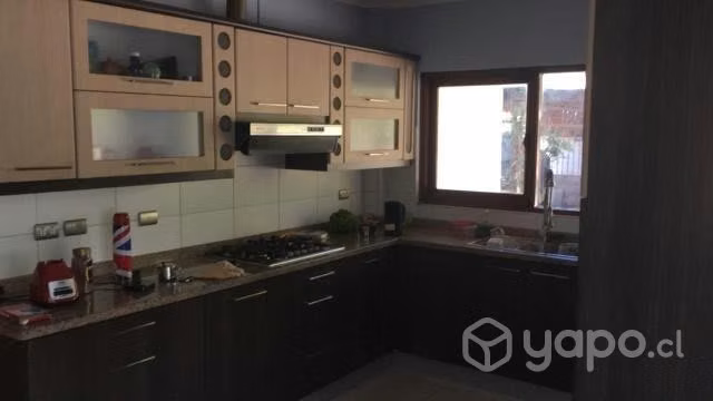 Se vende casa tipo colonial.camino a cato Chillán