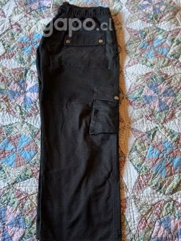 Pantalón cargo negro
