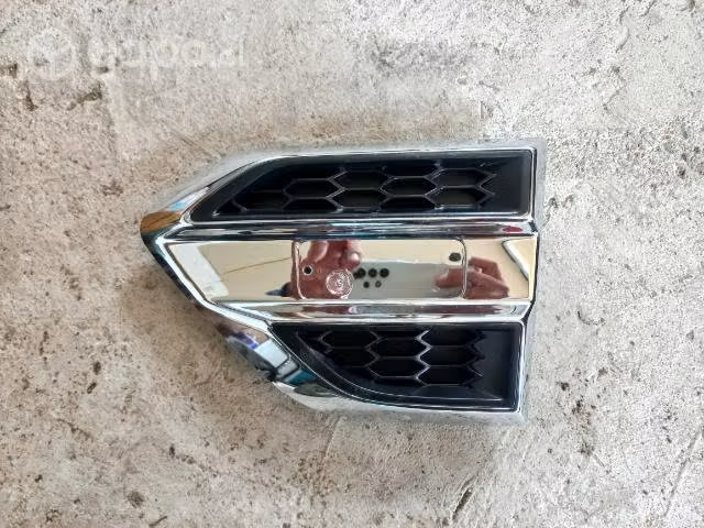 Cromado tapabarro izquierdo Ford Ranger 2016