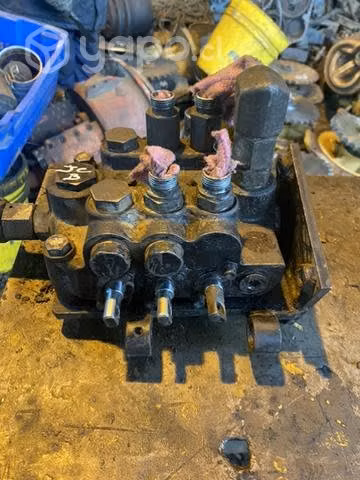 Caja de válvula Minicargador jcb modelo 225
