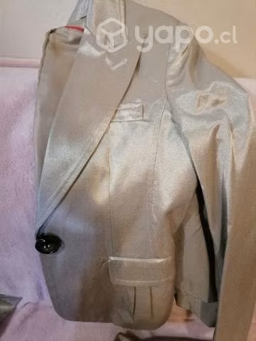 Bleiser más pantalón, marca teo lapidus.