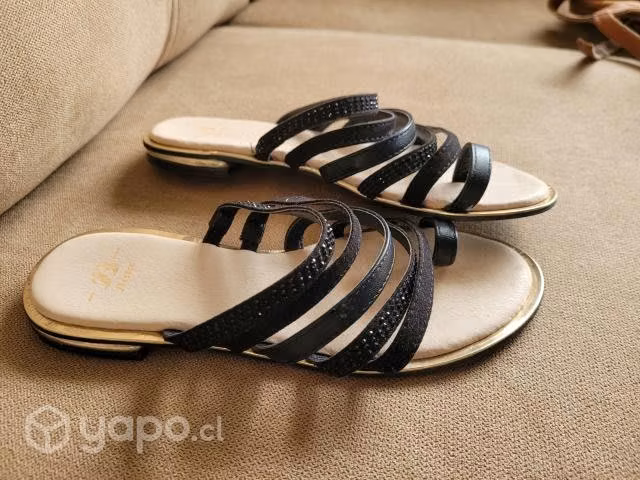 Sandalias