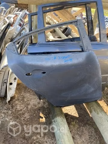 Puerta Mazda 3 2018