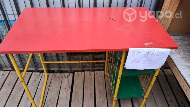 Mini escritorio y otro escolar - Imagen 2