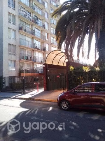 Primer piso.Terraza,pequeño jardin.Metro Q Normal