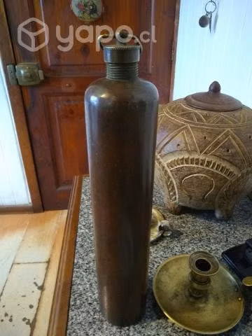 Antiguo guatero de pies cobre con bronce