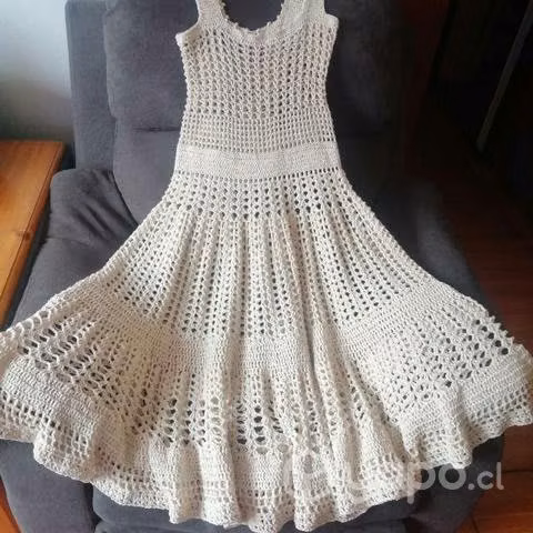 Vestido tejido a mano, en hilo 100% algodón, colo,