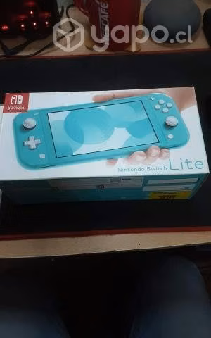 Nintendo Switch Lite + juegos + 128Gb