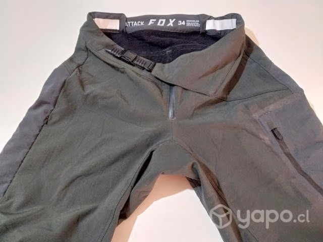 Pantalón ciclista talla 34, marca Fox